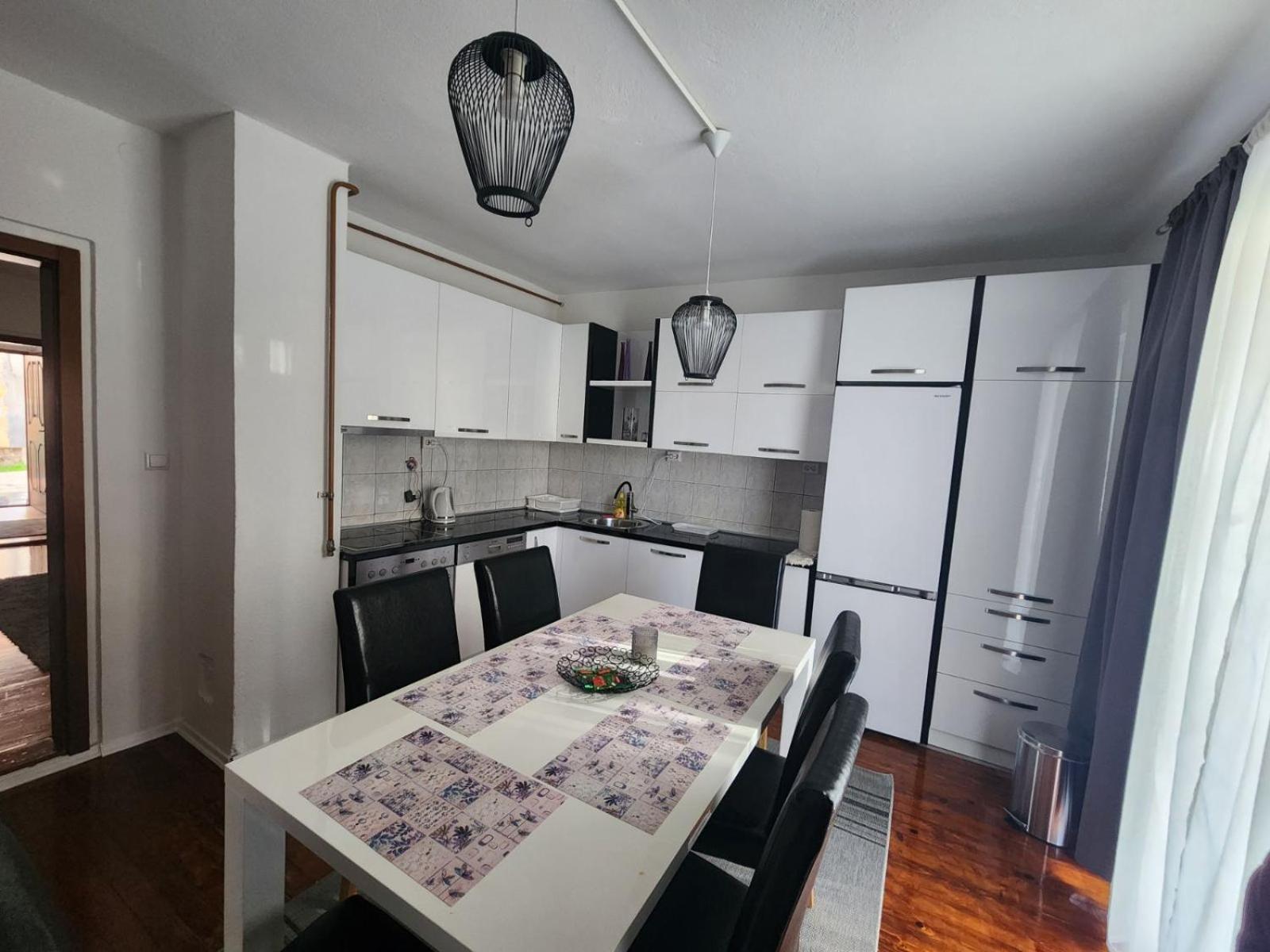סראייבו Apartman El מראה חיצוני תמונה